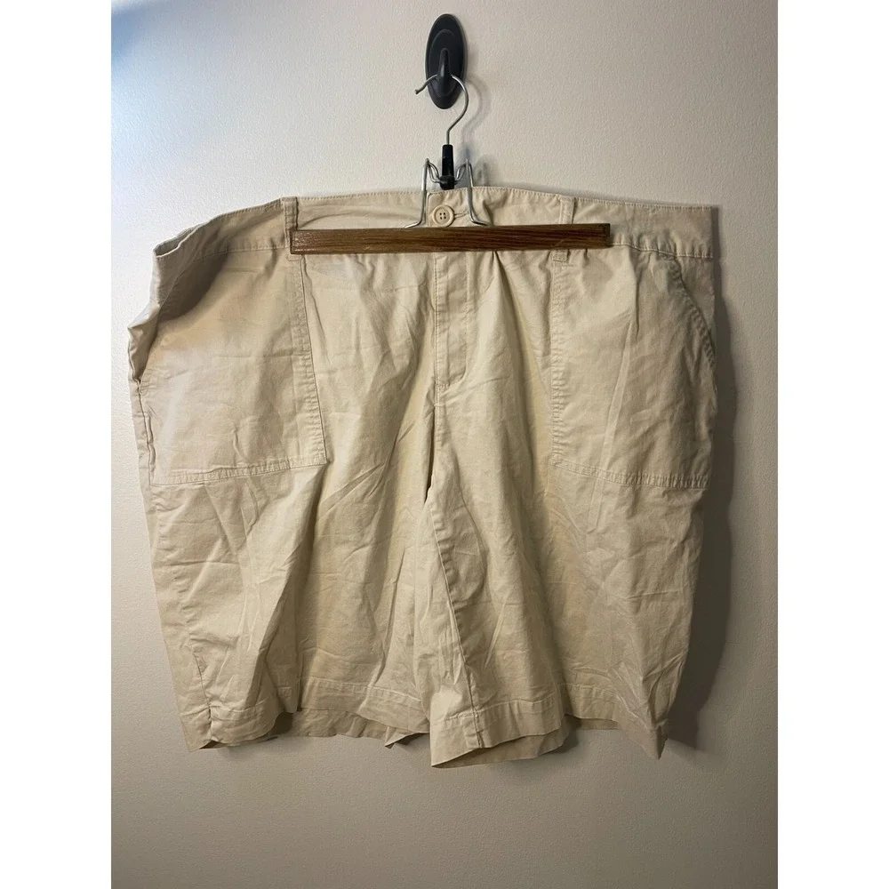 St. John's Bay Womens Bermuda Shorts Stretch Beige Size 22W